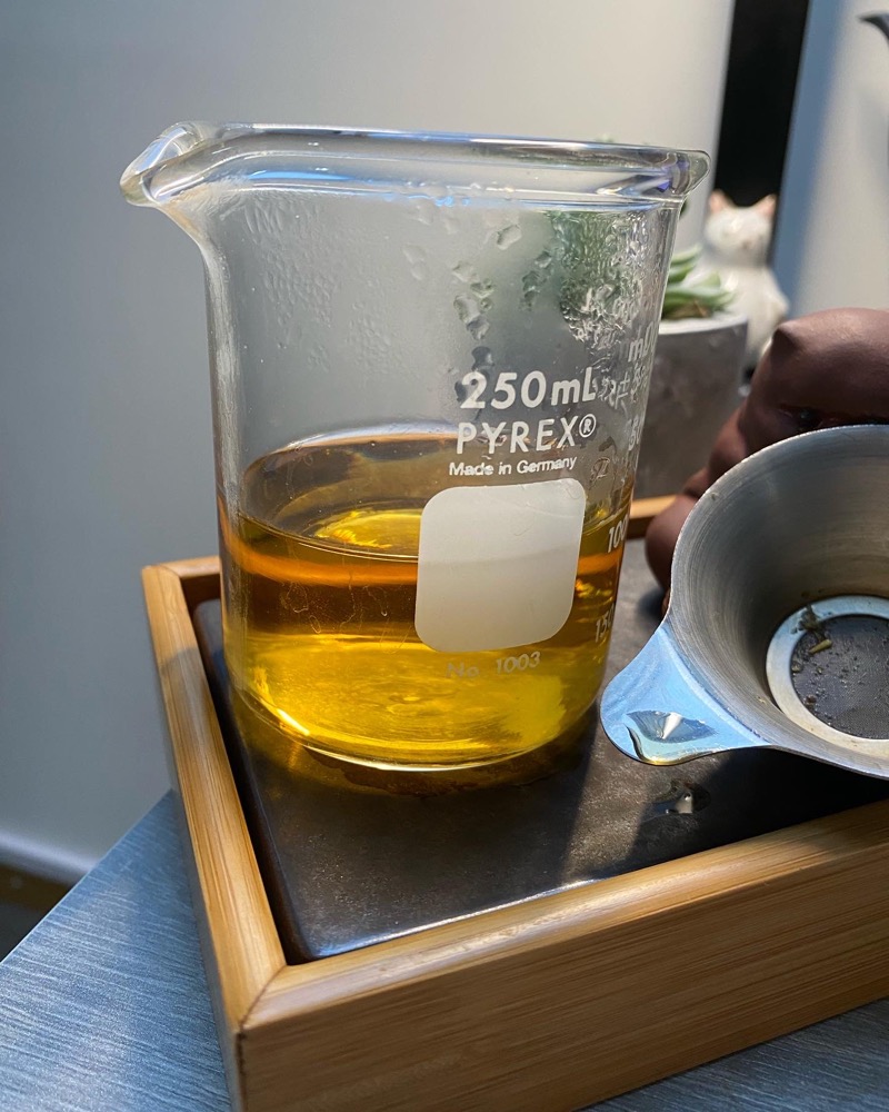 tea in the beaker